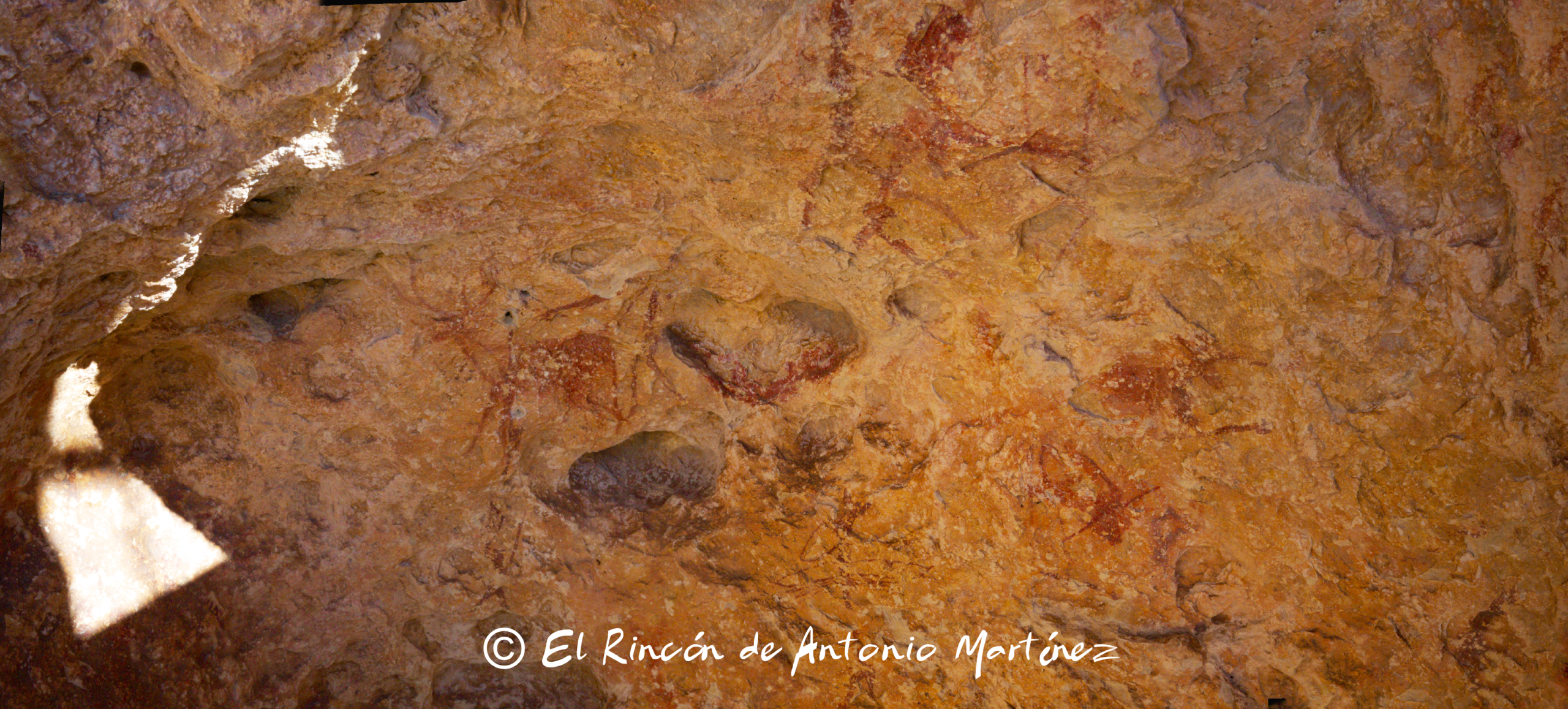 Pinturas Rupestres de La Cueva de la Vieja